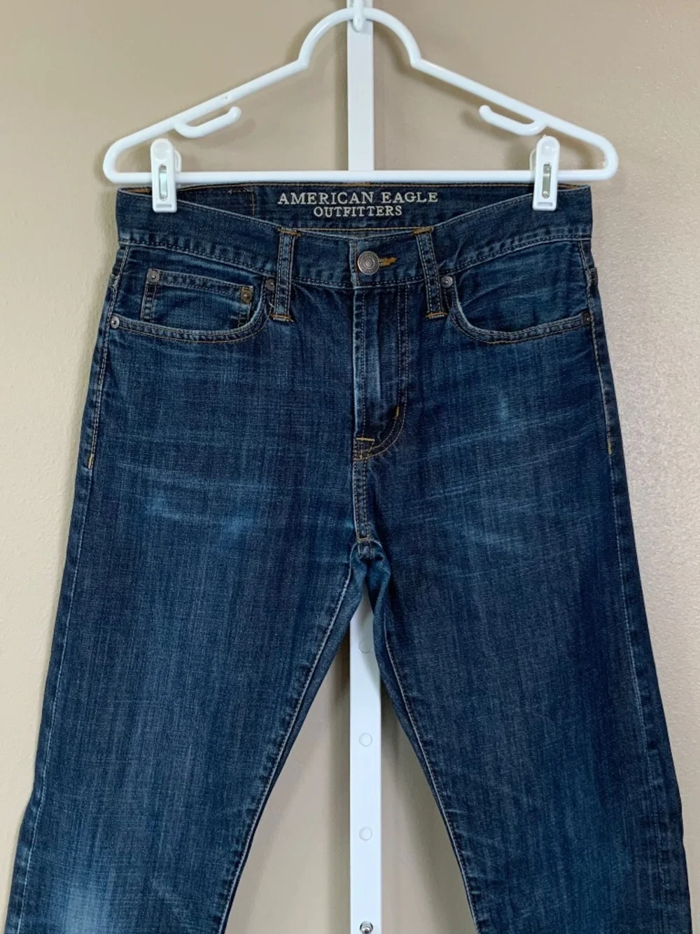 American Eagle Distressed Wash Slim Jeans